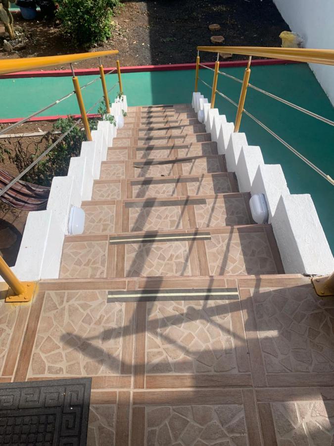 Hostal White House Galapagos Puerto Ayora  Exteriér fotografie