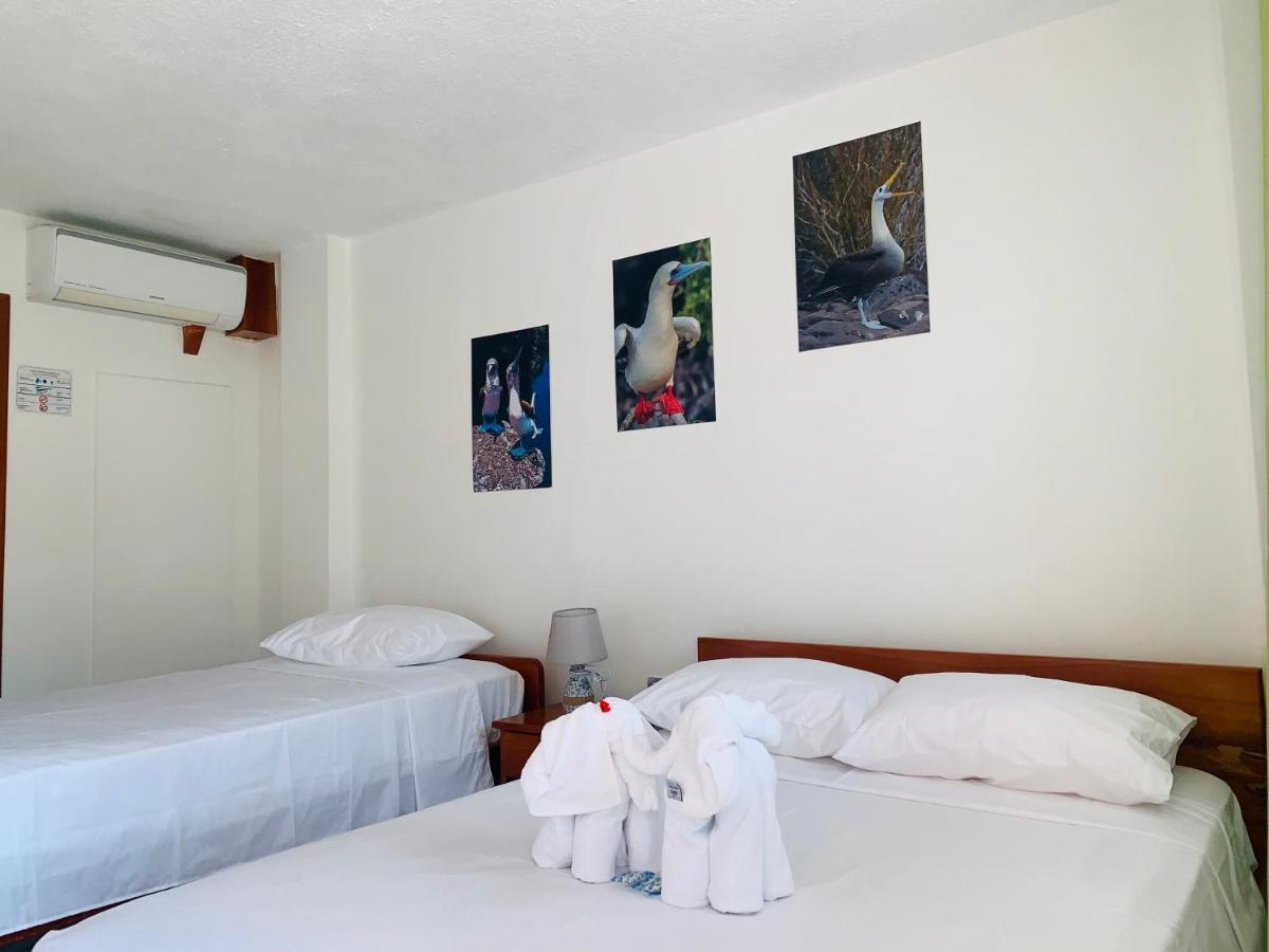 Hostal White House Galapagos Puerto Ayora  Exteriér fotografie