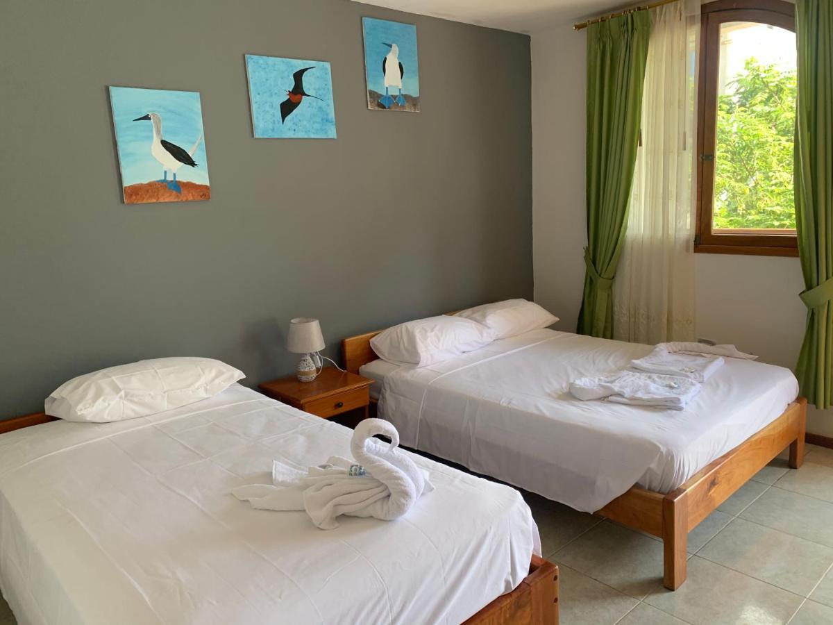 Hostal White House Galapagos Puerto Ayora  Exteriér fotografie