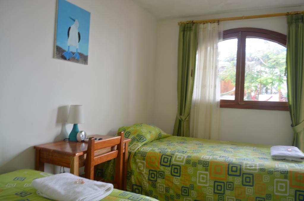 Hostal White House Galapagos Puerto Ayora  Exteriér fotografie