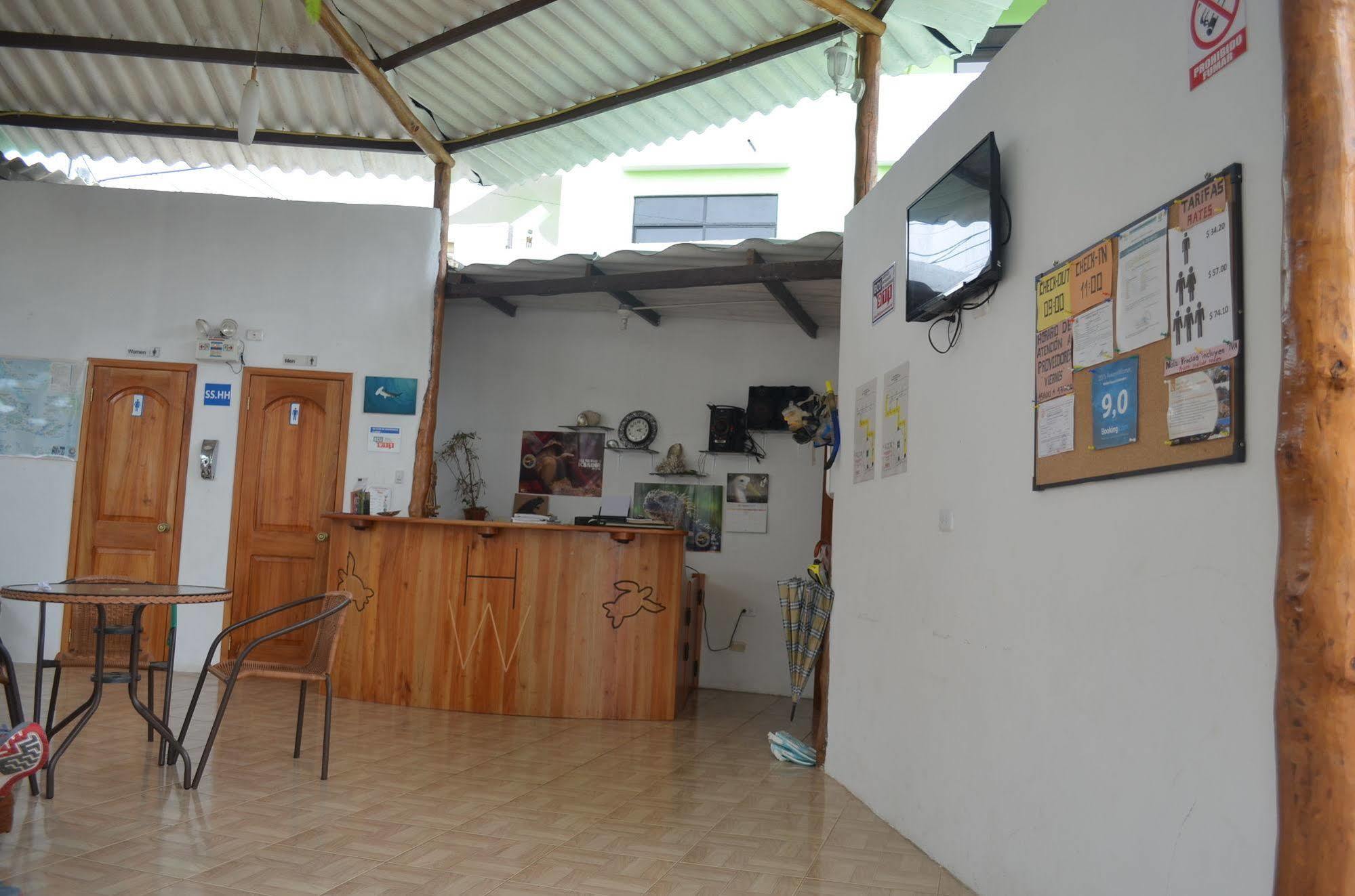 Hostal White House Galapagos Puerto Ayora  Exteriér fotografie