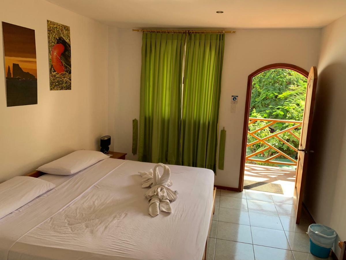 Hostal White House Galapagos Puerto Ayora  Exteriér fotografie